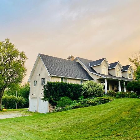 The Glen Huron Inn Duntroon Exterior foto
