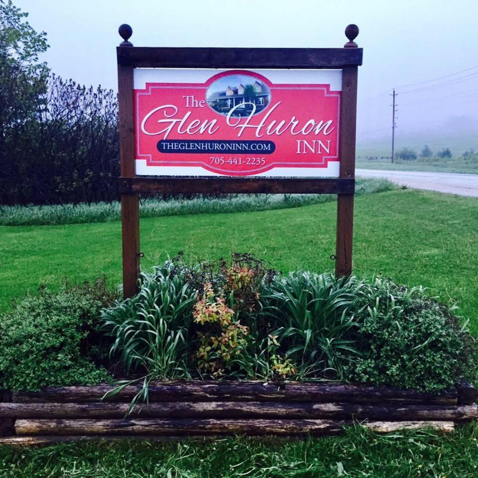 The Glen Huron Inn Duntroon Exterior foto
